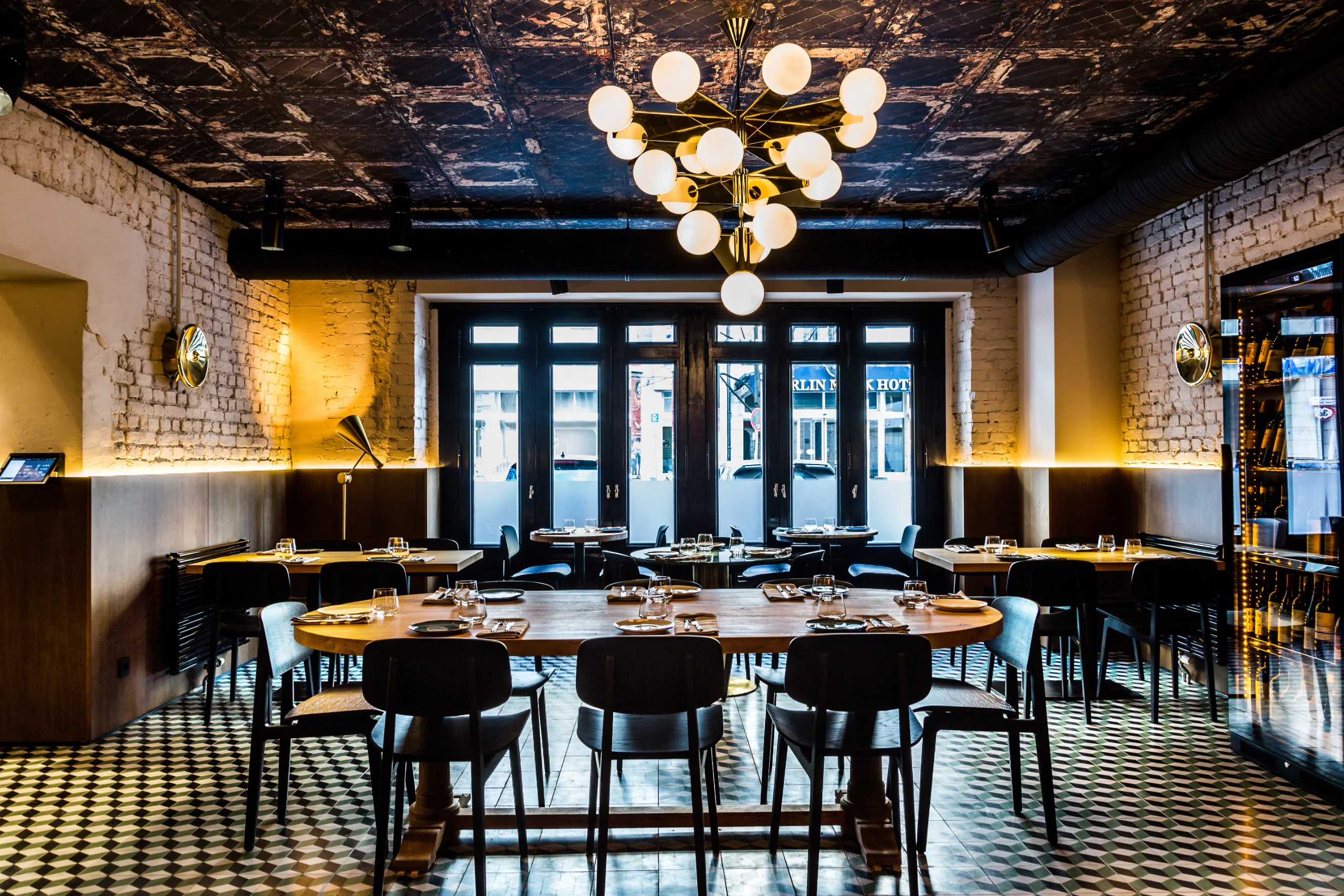 SÉPARÉE - semi-private dining room at MINE